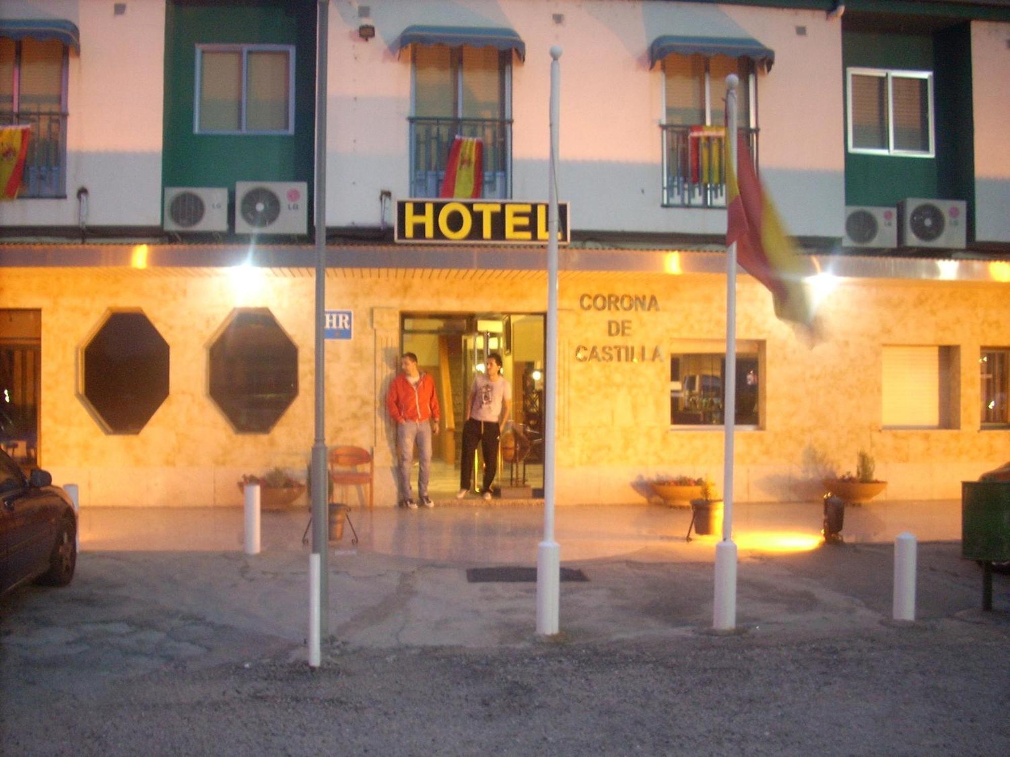 Hotel Corona De Castilla Villares de la Reina Exteriör bild